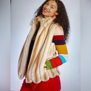 NWT Frances Valentine Faux Fur Scalloped Hem Vest in Honey - Size L